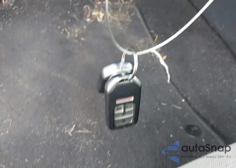 2019 Honda Insight Ex z USA, uszkodzony, nr VIN 19XZE4F59KE025718